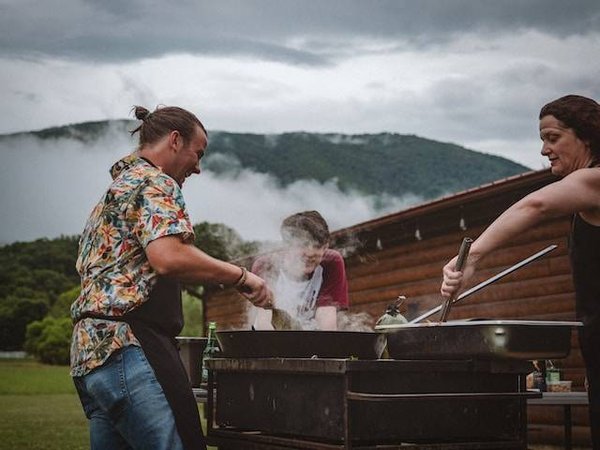 Comment trouver un tournebroche pour préparer un méchoui au Pays basque ?