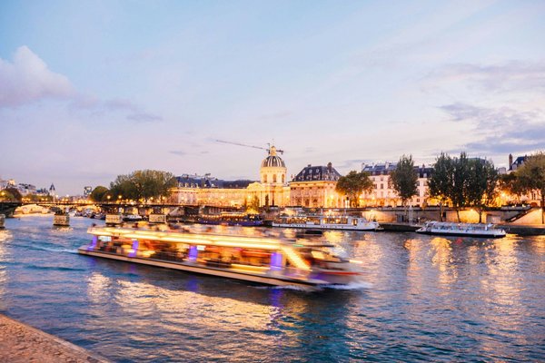 Dîner sur seine avec les plus belles croisières à Paris